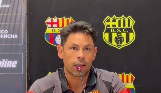Matías Oyola deja Barcelona